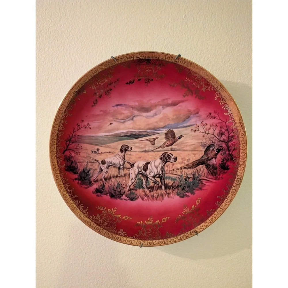 Dog Bavaria Plate STW Germany Pointer Hunting Pheasant Gold Gilt Maroon Large